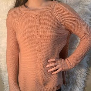 WOMENS BOUTIQUE SWEATER !!